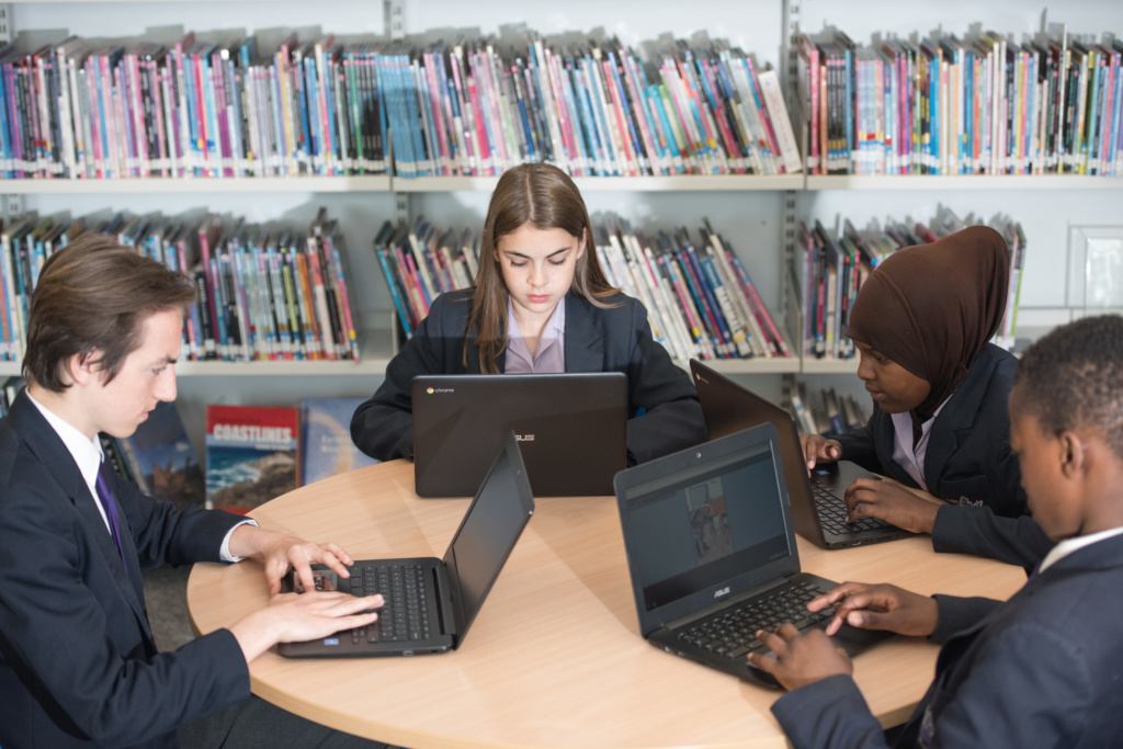 Leigh Stationers' Academy